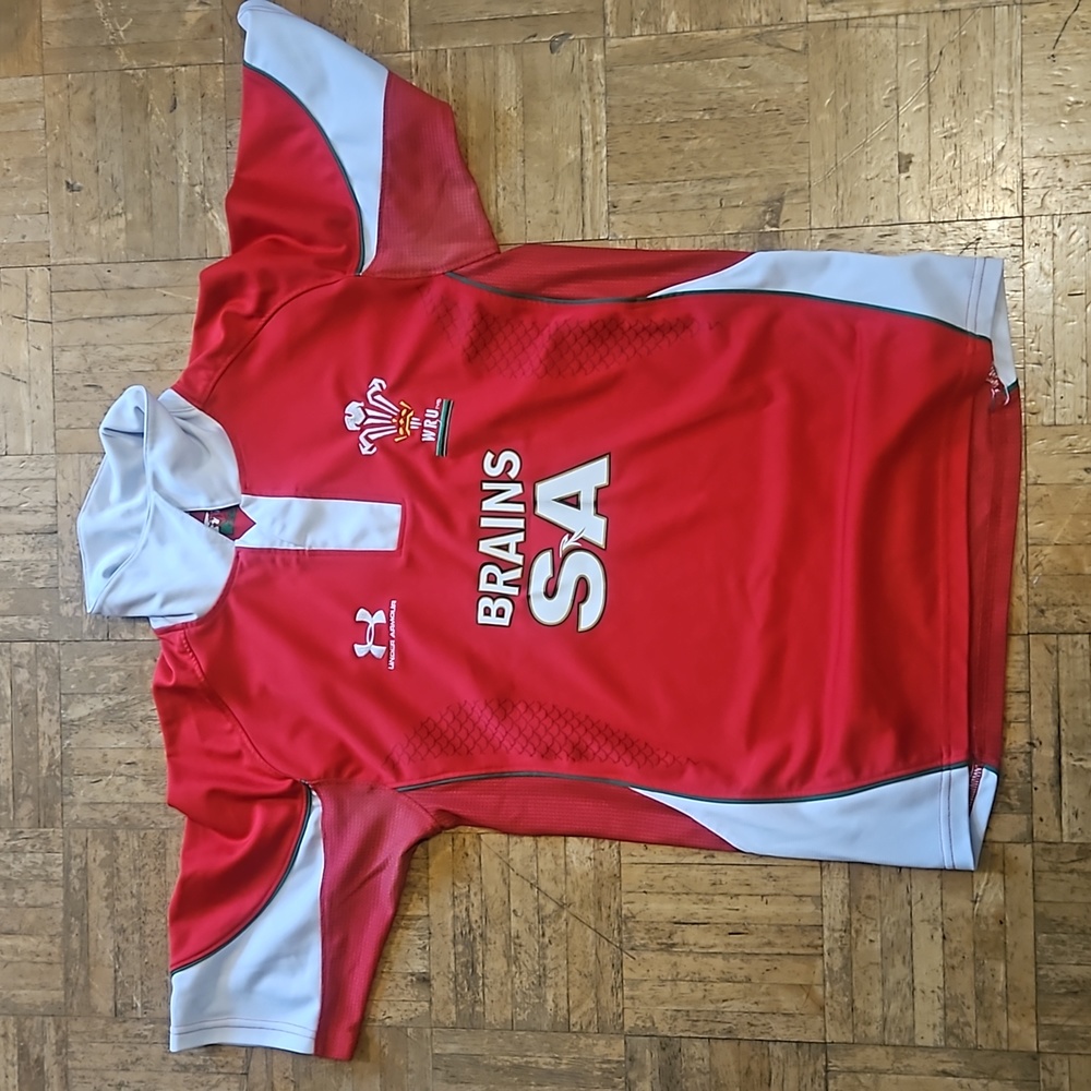 Wales rugby jersey